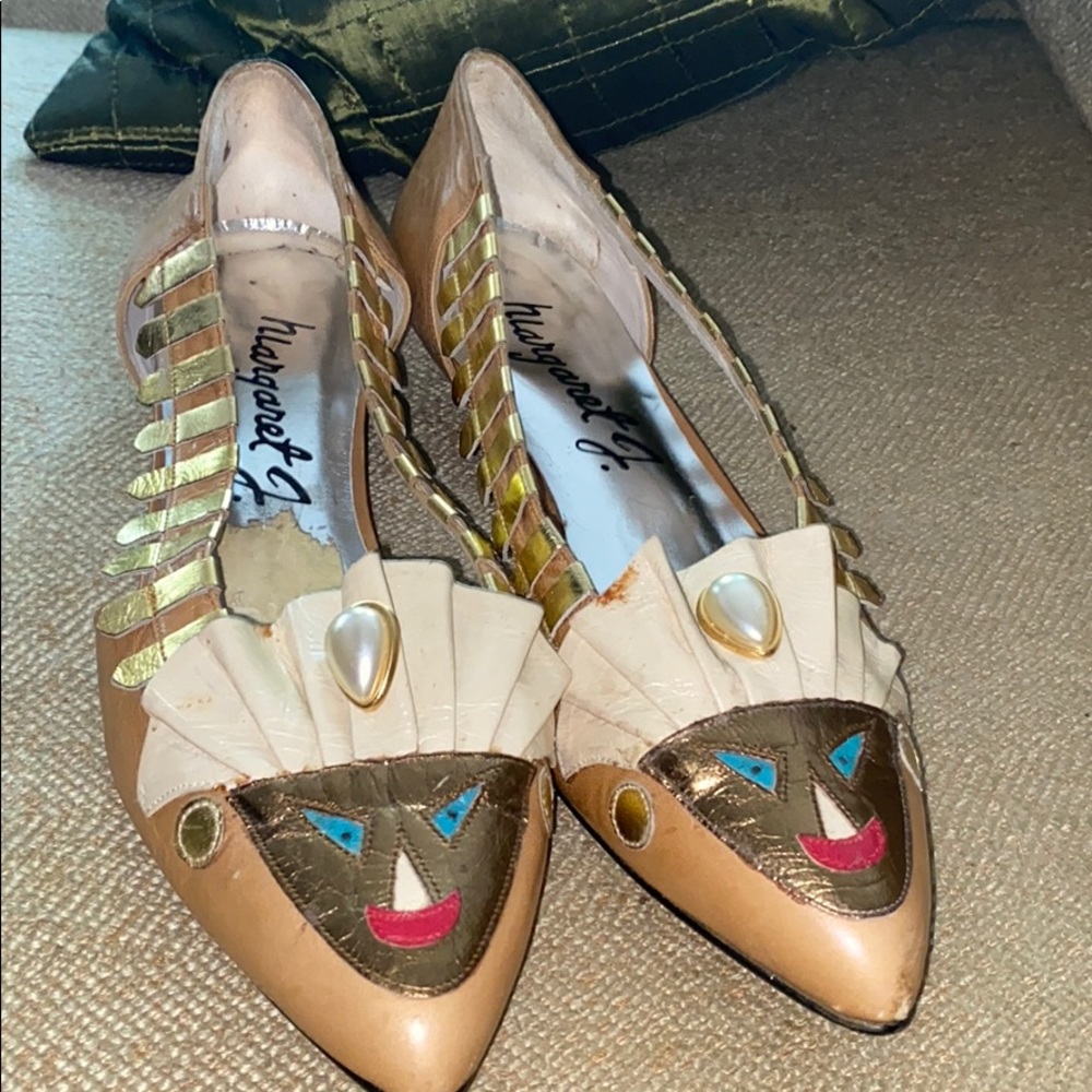 Margaret J. Vintage cute leather shoes with Pearl